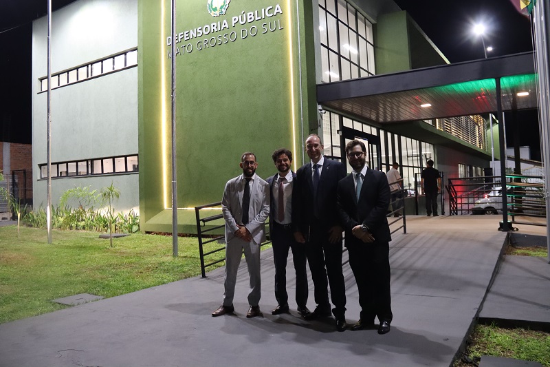 INAUGURA CORUMBA DR PEDRO COM DEFS FACHADA