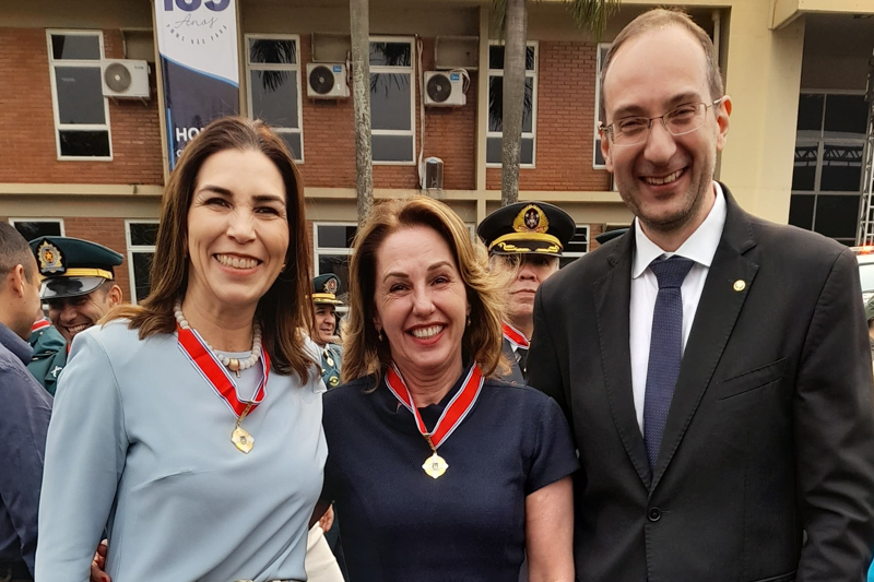 dra._Eni_-_Medalha_PM.jpg