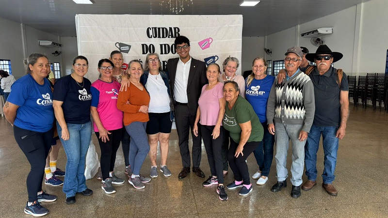 Dr Joao Pedro palestra idosos