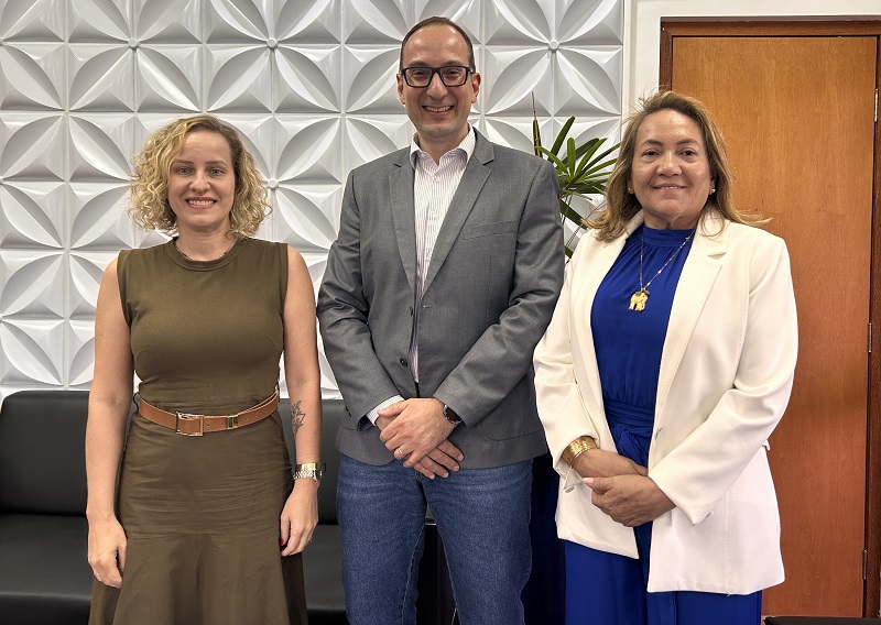 Defensoria e Adep-MS discutem pautas institucionais em reunião