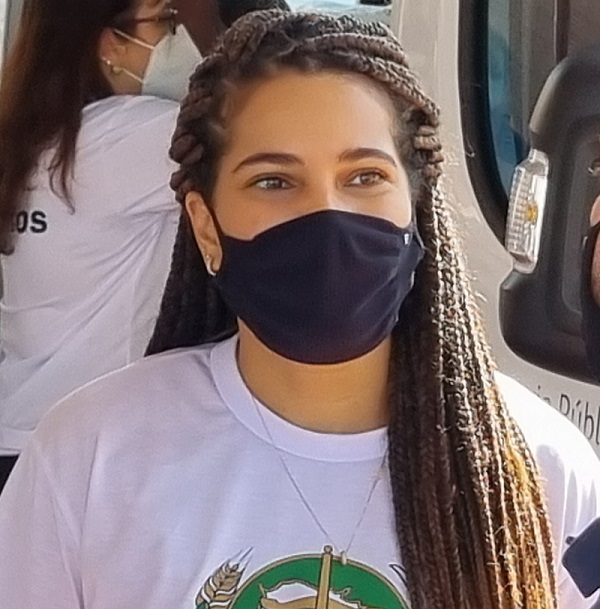 Dra Camila Maues cursinho