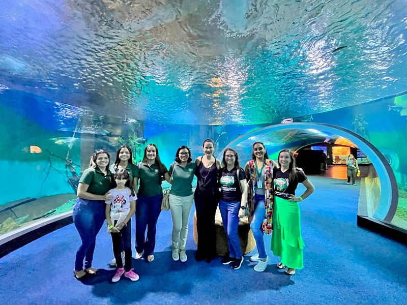 Dra Debora Equipe Visita Aquario