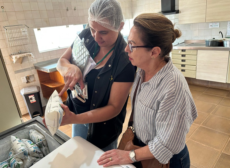 Dra Eni e vigilancia sanitaria operacao