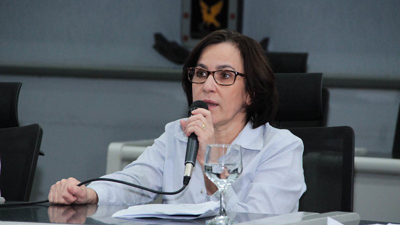 Dra Jane Dietrich Nuccon