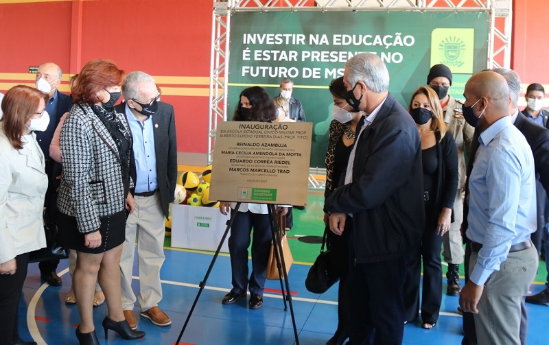 Dra Patricia e governador inauguracao escola