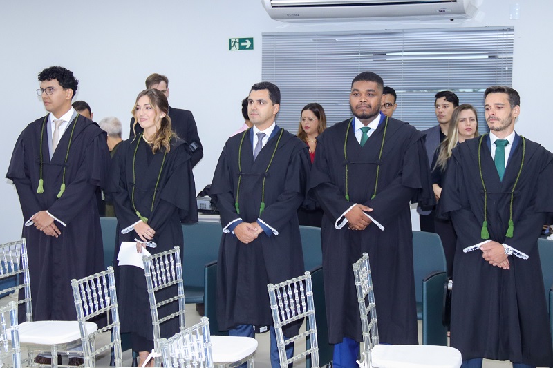 Novos defensores posse escola