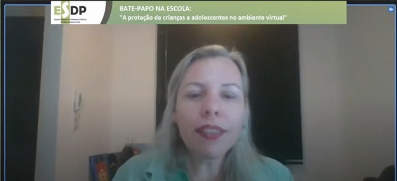 Palestrante Elisangela evento ESDP protecao criancas internet