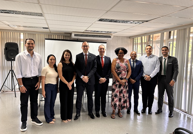 Defensoria realiza solenidade de assinatura de contratos do Projeto Porta de Entrada