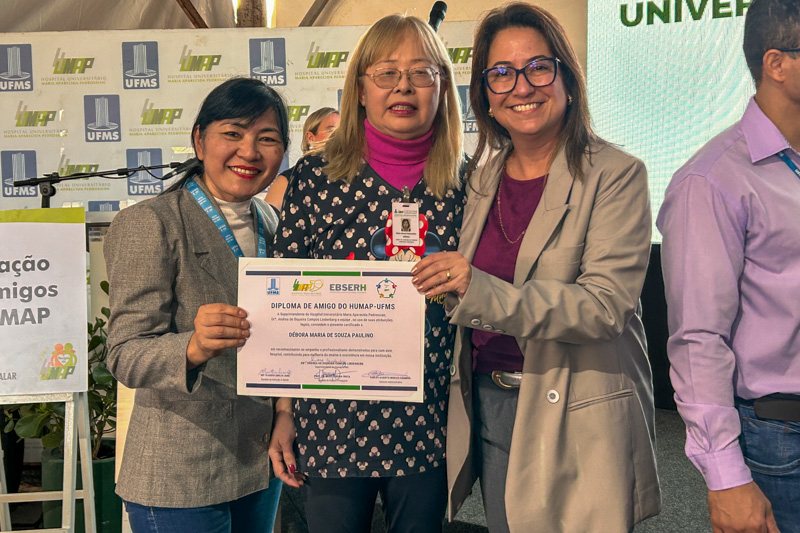 Defensora é homenageada nos 50 anos do Hospital Universitário da UFMS