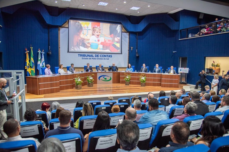 Defensoria participa de seminário voltado a gestores municipais sobre a 1º Infância